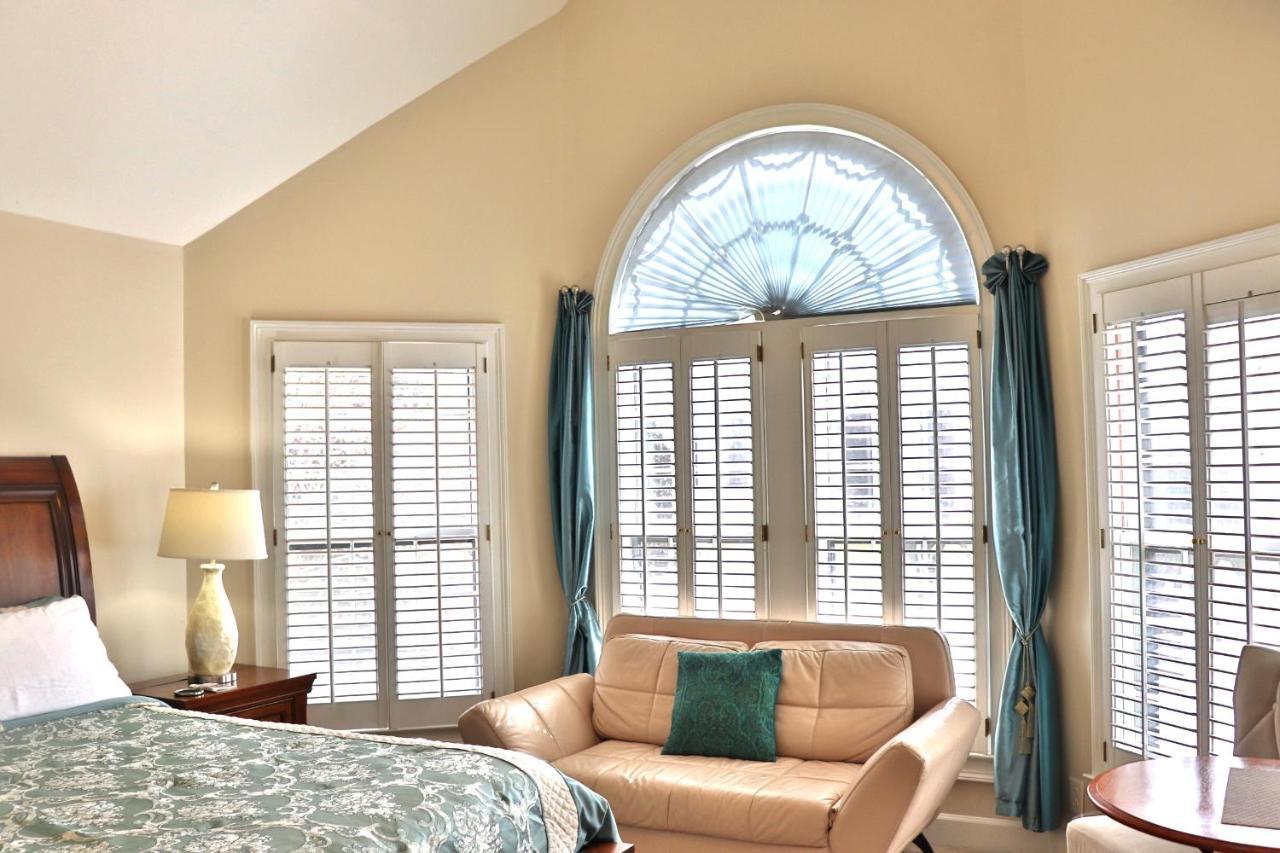 Pleasanton Courtyard Bed And Breakfast Fayetteville Exteriör bild
